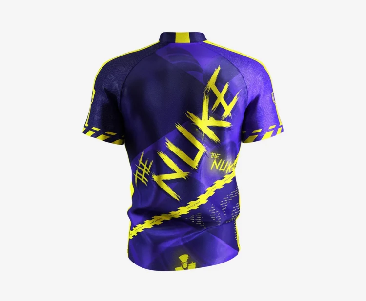 luke-littler-2025-darts-playing-shirt-03.webp
