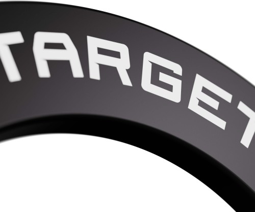 440261_TARGET BLACK NOTCHED SURROUND 2026_CLOSE_UP_01.jpg